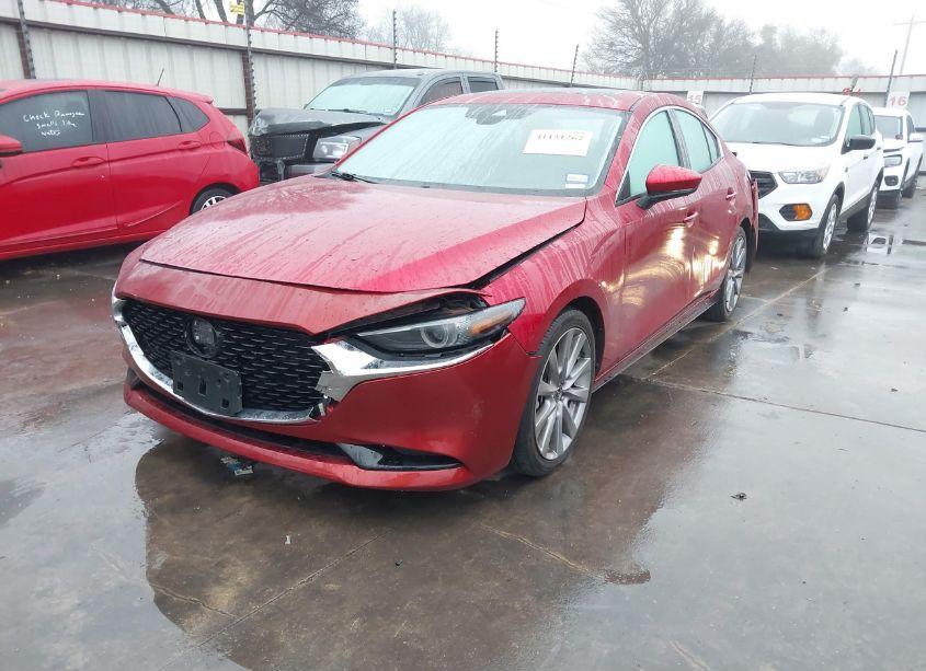 Photo 2 of 2019 Mazda Mazda3 PREMIUM PACKAGE (VIN 3MZBPAEM5KM103837)