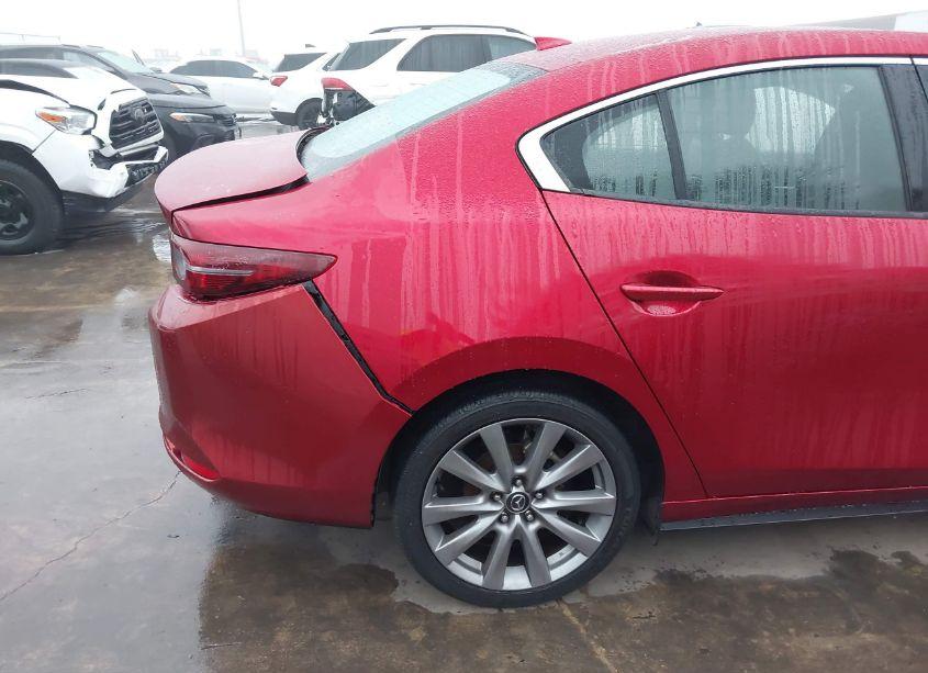 Photo 21 of 2019 Mazda Mazda3 PREMIUM PACKAGE (VIN 3MZBPAEM5KM103837)