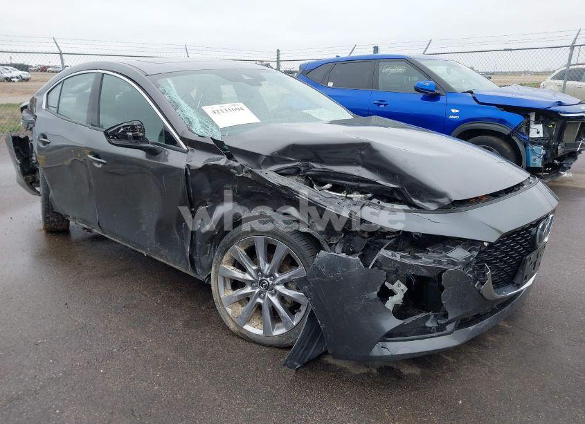 2019 Mazda Mazda3 PREMIUM PACKAGE (VIN 3MZBPAEMXKM103817) main photo