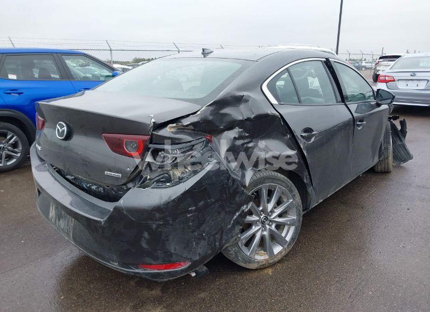 Photo 4 of 2019 Mazda Mazda3 PREMIUM PACKAGE (VIN 3MZBPAEMXKM103817)