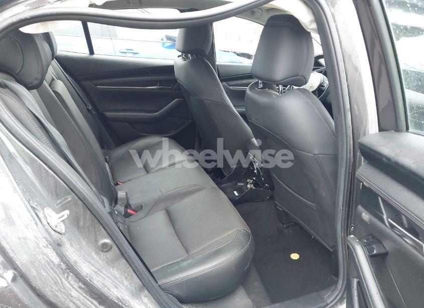 Photo 8 of 2019 Mazda Mazda3 PREMIUM PACKAGE (VIN 3MZBPAEMXKM103817)