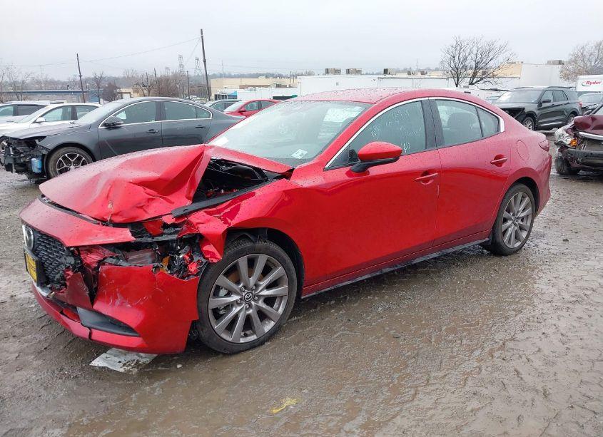 Photo 2 of 2021 Mazda Mazda3 (VIN 3MZBPBBM9MM207714)