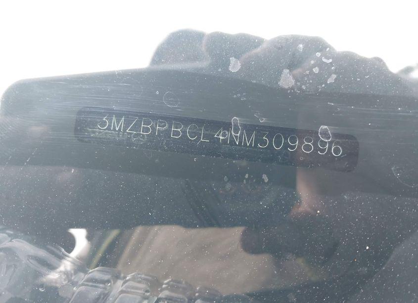 Photo 12 of 2022 Mazda Mazda3 PREFERRED (VIN 3MZBPBCL4NM309896)