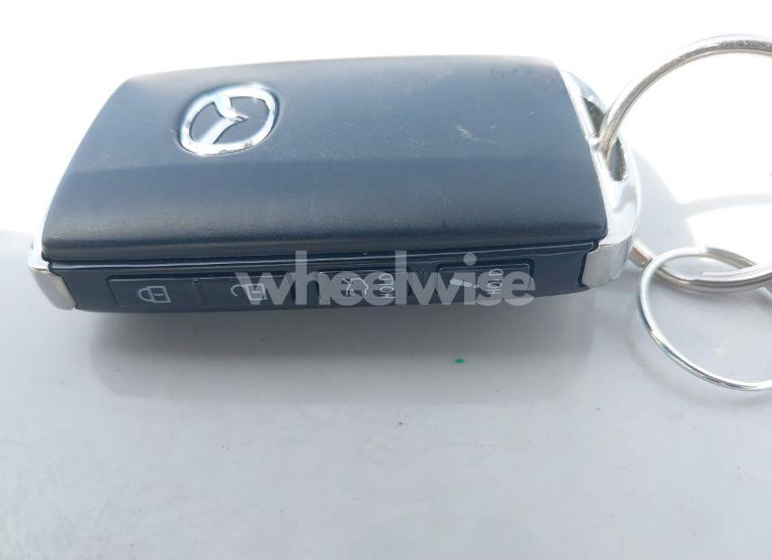 Photo 11 of 2021 Mazda Mazda3 PREFERRED (VIN 3MZBPBCL7MM253158)