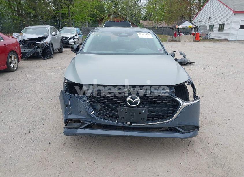 Photo 12 of 2024 Mazda Mazda3 2.5 S CARBON EDITION (VIN 3MZBPBCM1RM400557)