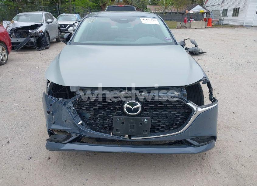 Photo 6 of 2024 Mazda Mazda3 2.5 S CARBON EDITION (VIN 3MZBPBCM1RM400557)