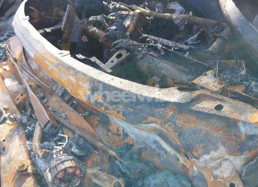 Photo 9 of 2024 Mazda Mazda3 2.5 S CARBON EDITION (VIN 3MZBPBCM3RM410099)