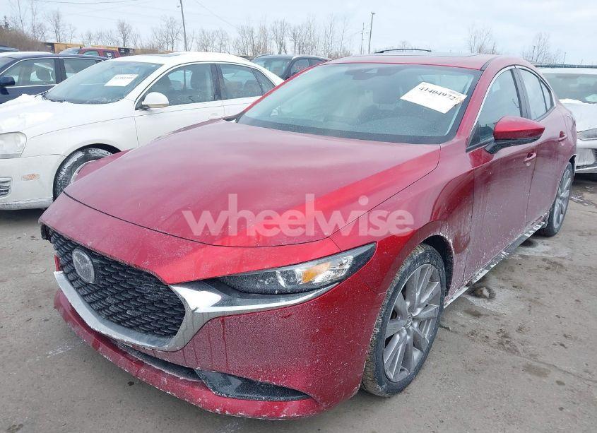 Photo 2 of 2021 Mazda Mazda3 PREFERRED (VIN 3MZBPBCM6MM206602)