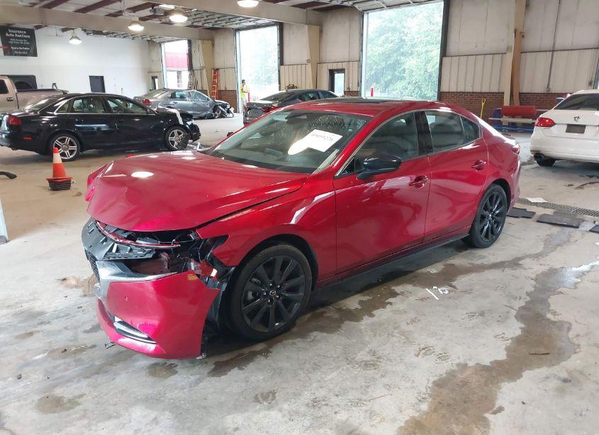 Photo 2 of 2024 Mazda Mazda3 2.5 TURBO PREMIUM PLUS (VIN 3MZBPBEY2RM401460)