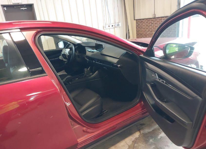 Photo 5 of 2024 Mazda Mazda3 2.5 TURBO PREMIUM PLUS (VIN 3MZBPBEY2RM401460)