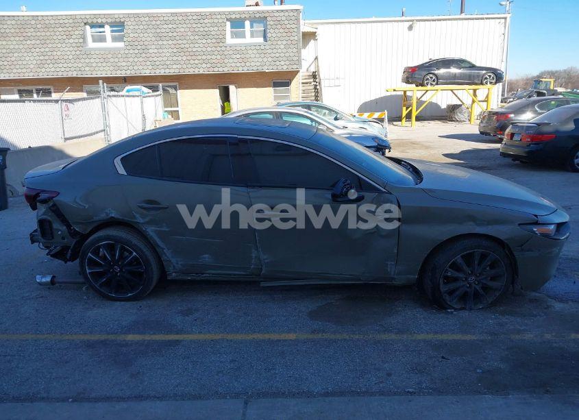 Photo 14 of 2024 Mazda Mazda3 2.5 CARBON TURBO (VIN 3MZBPBXY0RM404743)