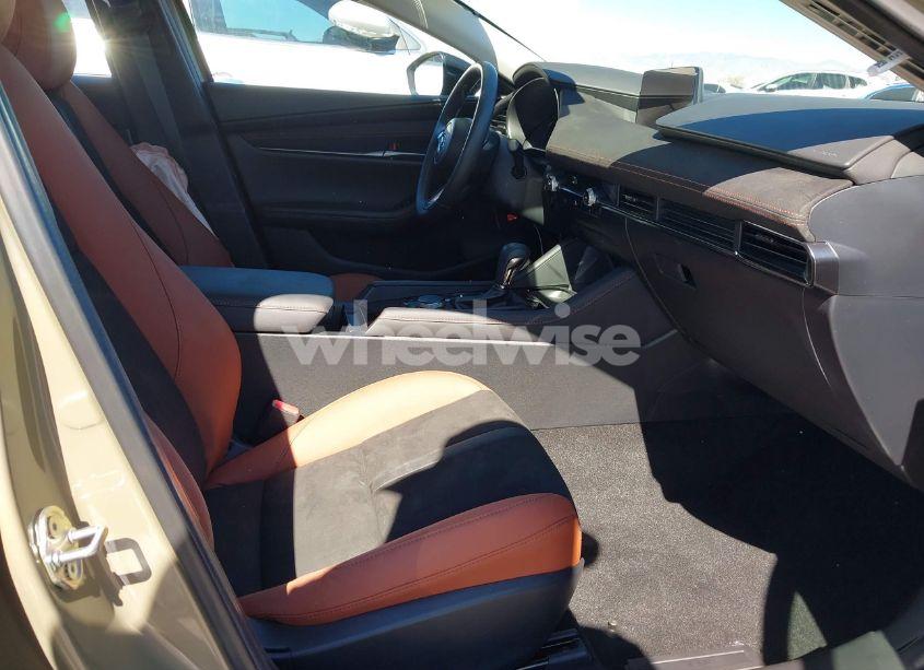 Photo 5 of 2024 Mazda Mazda3 2.5 CARBON TURBO (VIN 3MZBPBXY5RM415009)