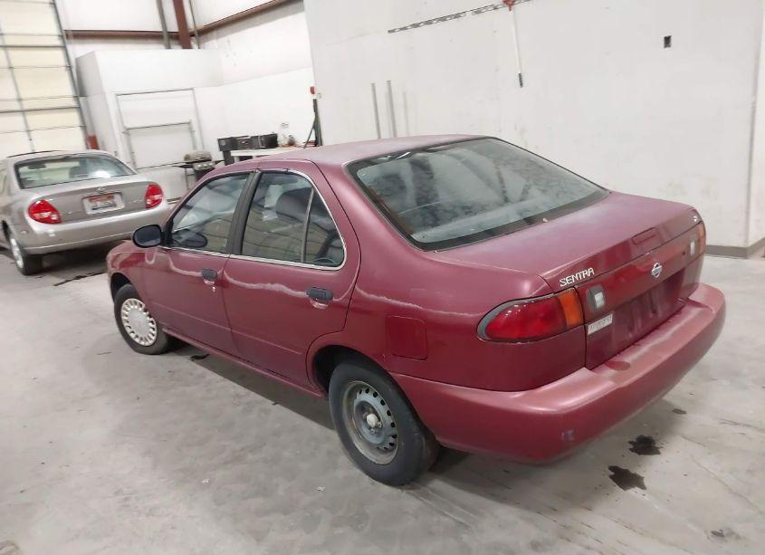 Photo 3 of 1998 Nissan Sentra GXE/XE (VIN 3N1AB41D0WL042237)