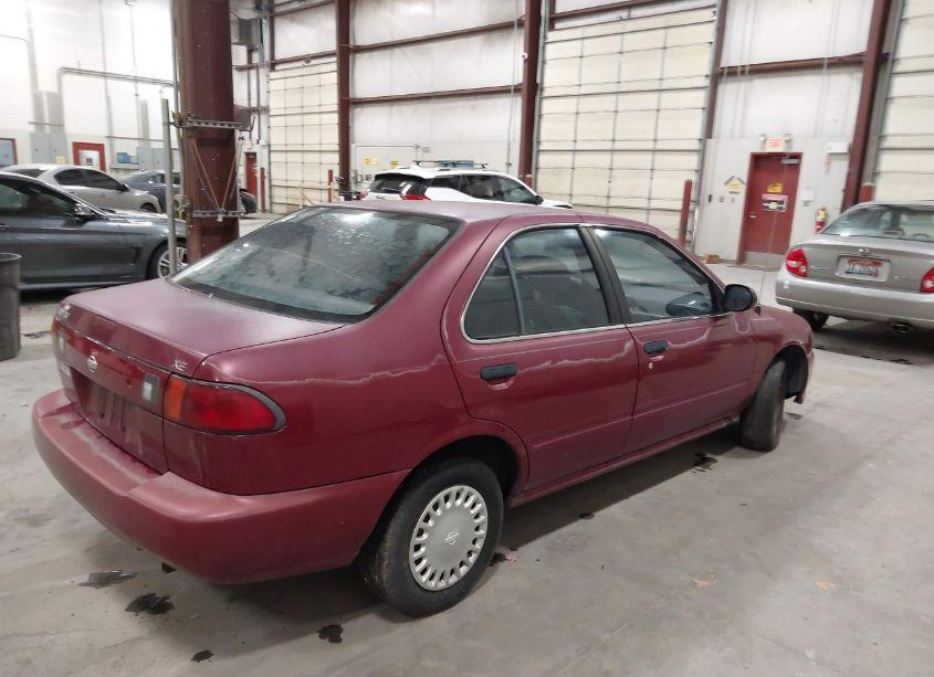 Photo 4 of 1998 Nissan Sentra GXE/XE (VIN 3N1AB41D0WL042237)