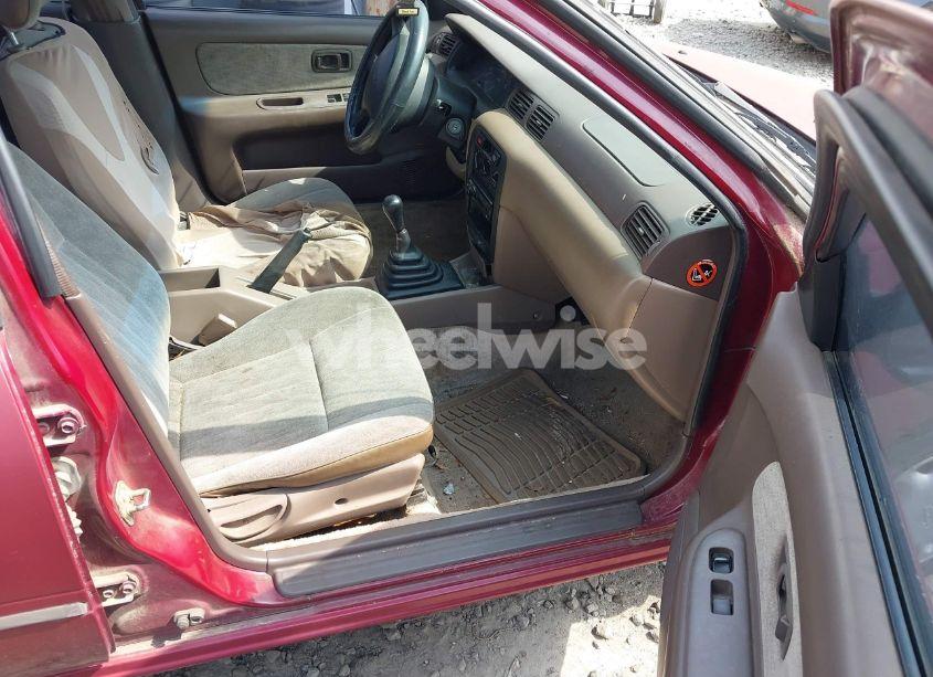 Photo 5 of 1997 Nissan Sentra GLE/GXE/XE (VIN 3N1AB41D5VL003335)