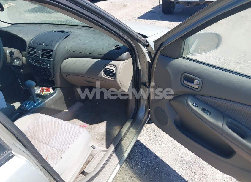 Photo 5 of 2004 Nissan Sentra 2.5S (VIN 3N1AB51A14L738243)