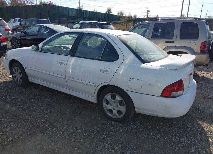 Photo 3 of 2002 Nissan Sentra SE-R (VIN 3N1AB51A72L728846)