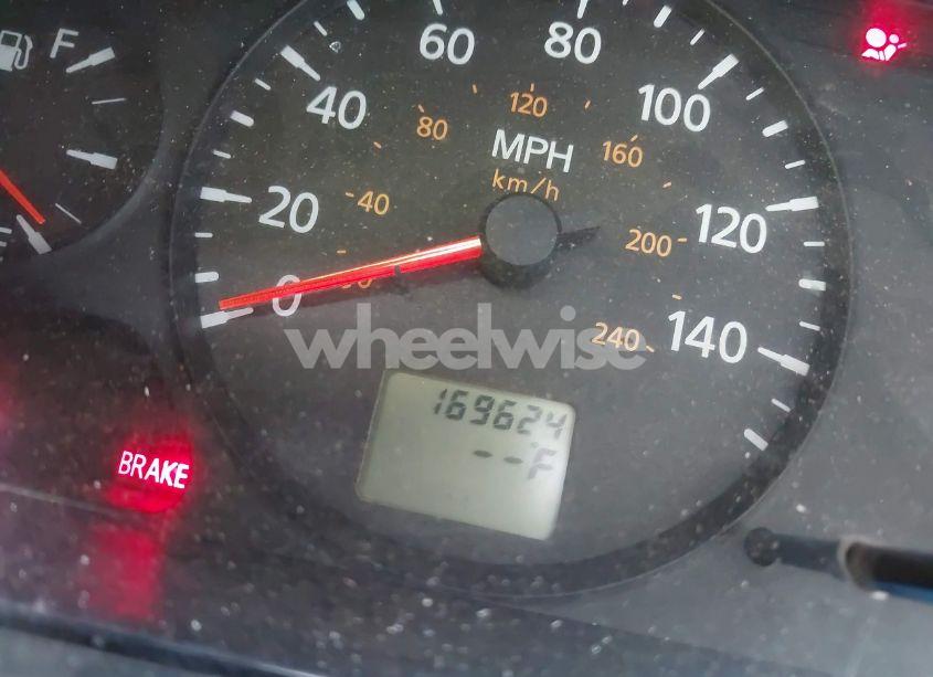 Photo 14 of 2004 Nissan Sentra SE-R SPEC V (VIN 3N1AB51D04L731309)