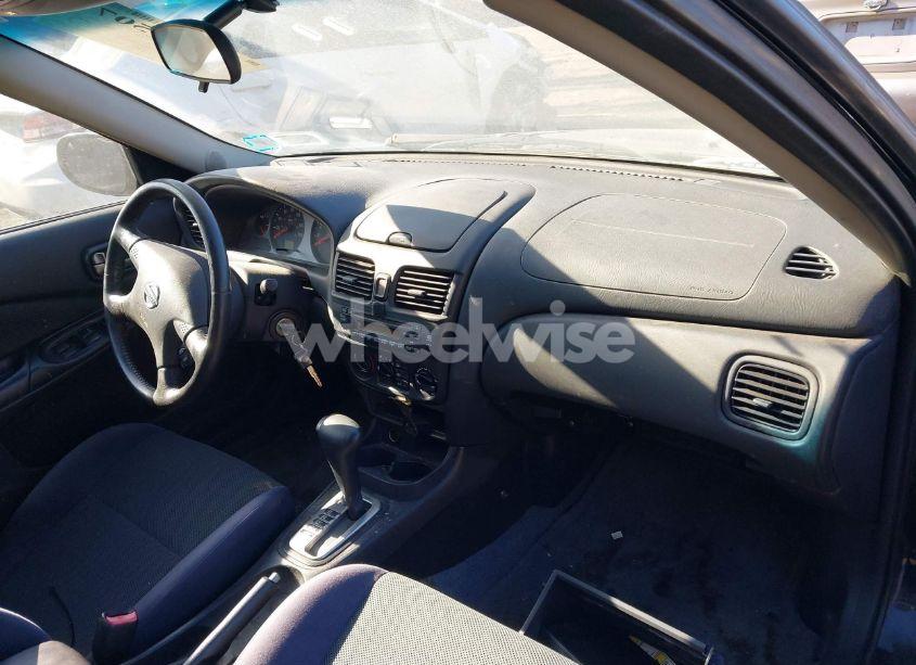 Photo 5 of 2005 Nissan Sentra SE-R (VIN 3N1AB51D15L489907)