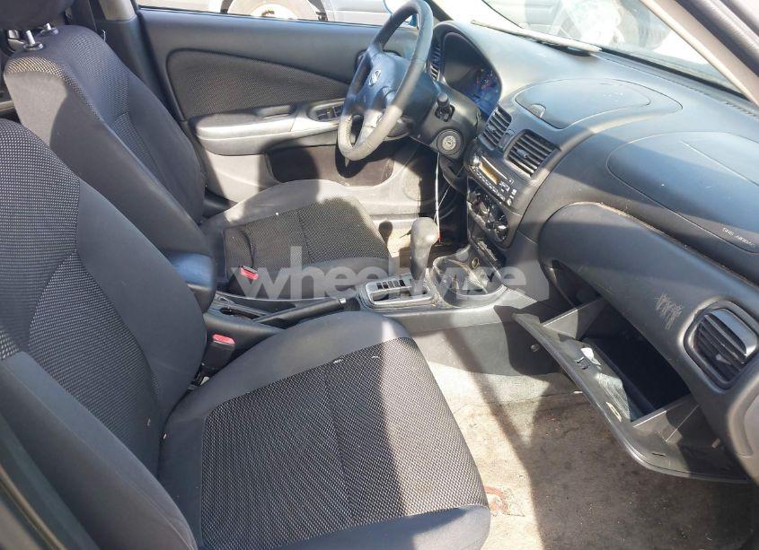 Photo 5 of 2004 Nissan Sentra SE-R (VIN 3N1AB51D24L729819)