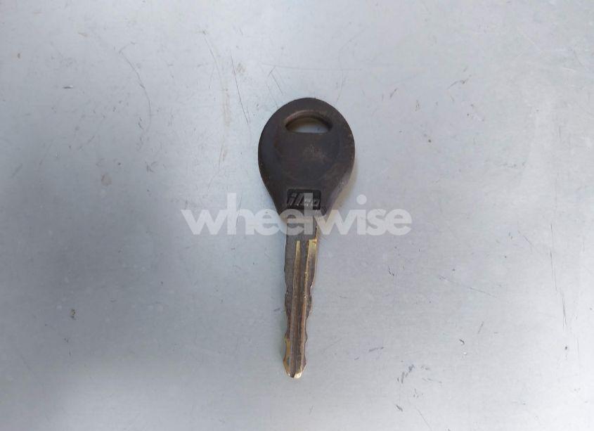 Photo 11 of 2004 Nissan Sentra SE-R SPEC V (VIN 3N1AB51D54L471974)