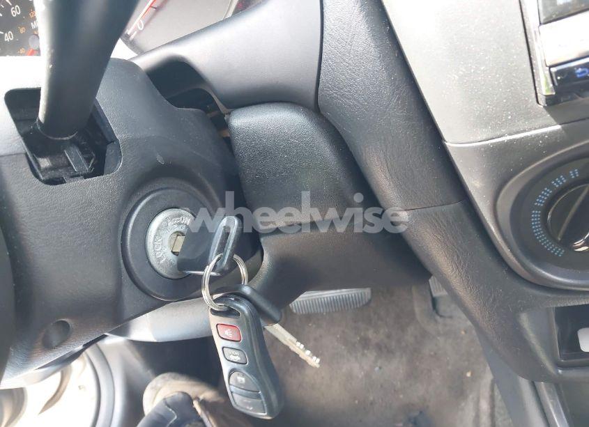 Photo 11 of 2005 Nissan Sentra SE-R (VIN 3N1AB51D75L577179)