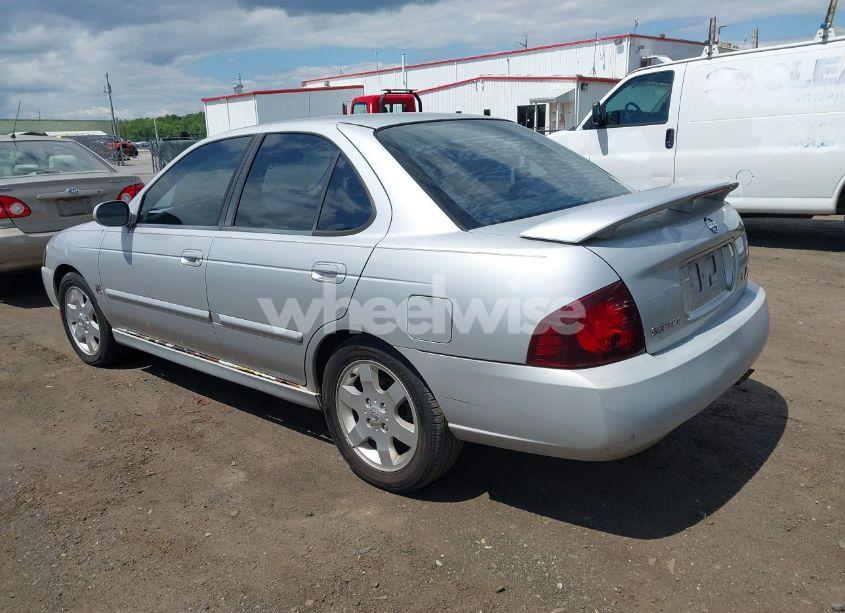 Photo 3 of 2005 Nissan Sentra SE-R (VIN 3N1AB51D75L577179)