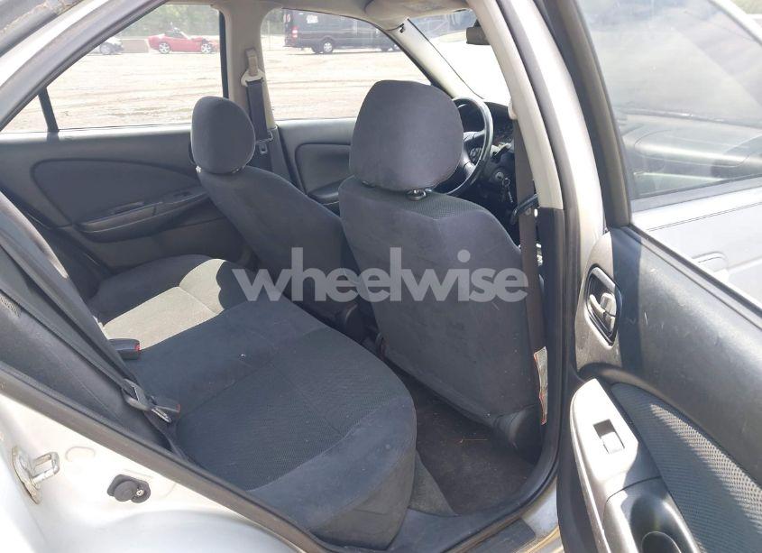 Photo 8 of 2005 Nissan Sentra SE-R (VIN 3N1AB51D75L577179)