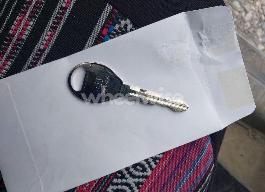 Photo 11 of 2005 Nissan Sentra SE-R (VIN 3N1AB51D95L548217)