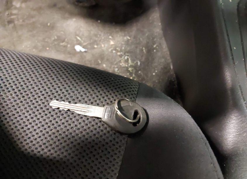 Photo 11 of 2005 Nissan Sentra SE-R (VIN 3N1AB51DX5L531944)