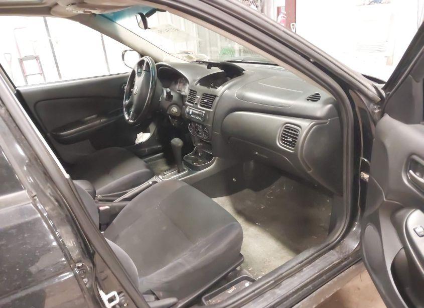 Photo 5 of 2005 Nissan Sentra SE-R (VIN 3N1AB51DX5L531944)