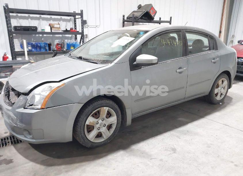 Photo 2 of 2008 Nissan Sentra 2.0S (VIN 3N1AB61E08L691138)