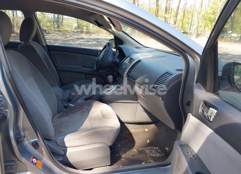 Photo 5 of 2009 Nissan Sentra 2.0S (VIN 3N1AB61E09L641597)