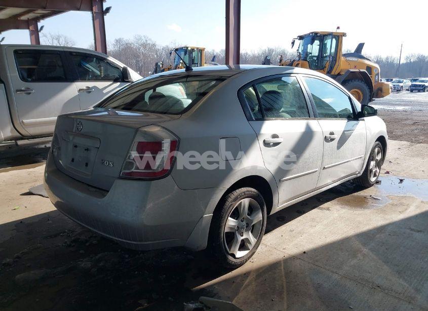 Photo 4 of 2007 Nissan Sentra 2.0S (VIN 3N1AB61E17L651634)