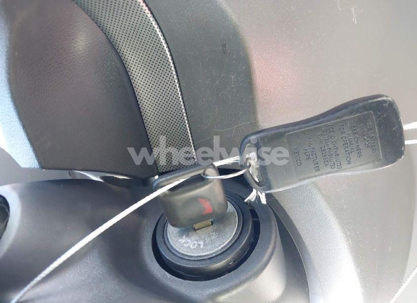 Photo 11 of 2009 Nissan Sentra 2.0 (VIN 3N1AB61E19L650437)