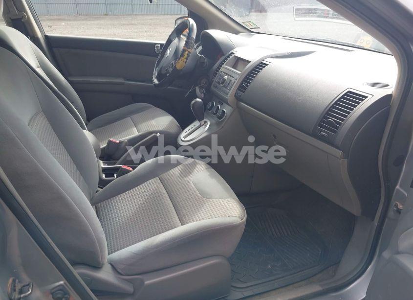 Photo 5 of 2008 Nissan Sentra 2.0S (VIN 3N1AB61E28L670162)