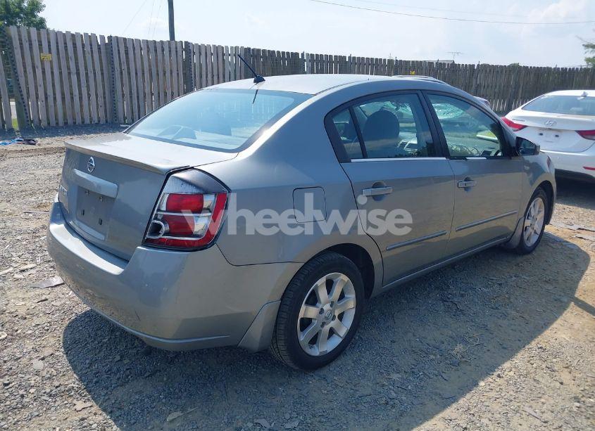Photo 4 of 2008 Nissan Sentra 2.0S (VIN 3N1AB61E28L689827)