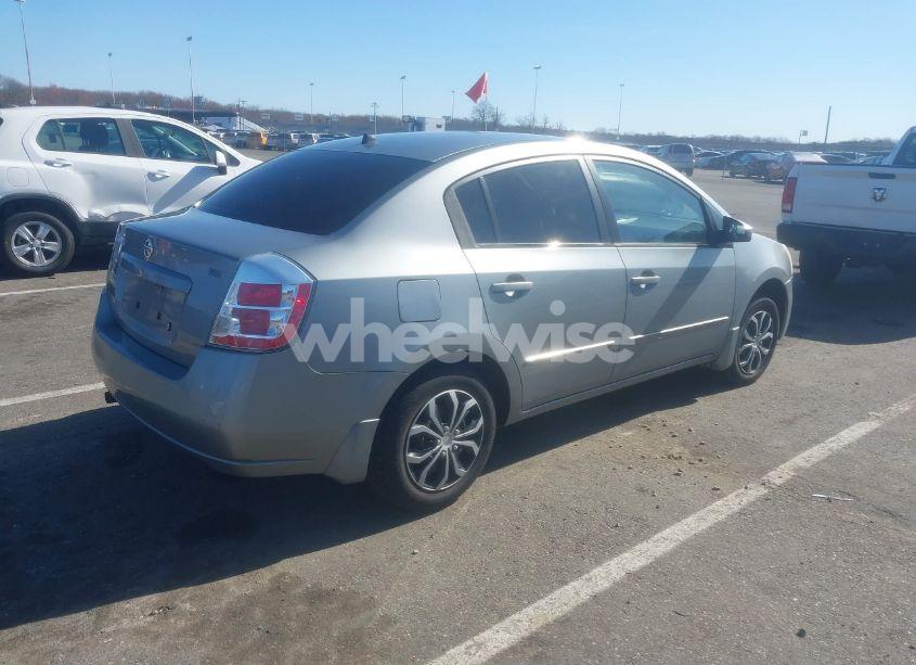 Photo 4 of 2009 Nissan Sentra 2.0 (VIN 3N1AB61E29L688081)