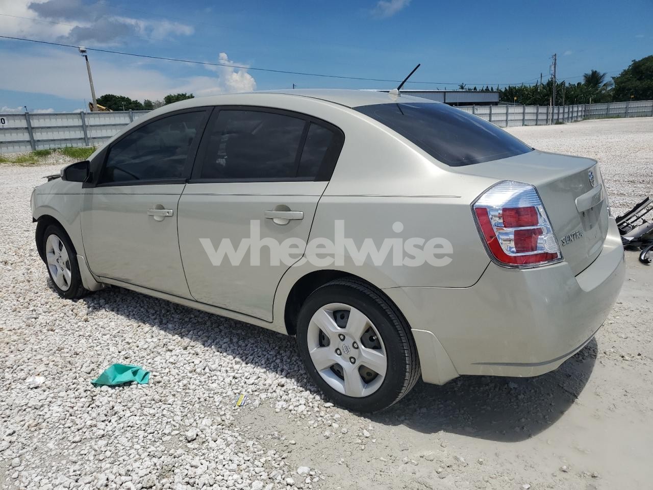 Photo 2 of 2007 NISSAN SENTRA 2.0 (VIN 3N1AB61E37L611801)