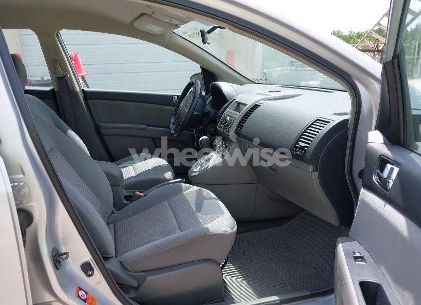 Photo 5 of 2008 Nissan Sentra 2.0S (VIN 3N1AB61E38L672597)