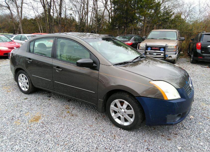 2008 Nissan Sentra 2.0S (VIN 3N1AB61E38L754104) main photo