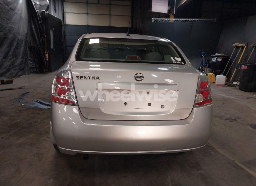 Photo 16 of 2009 Nissan Sentra 2.0S (VIN 3N1AB61E39L620954)