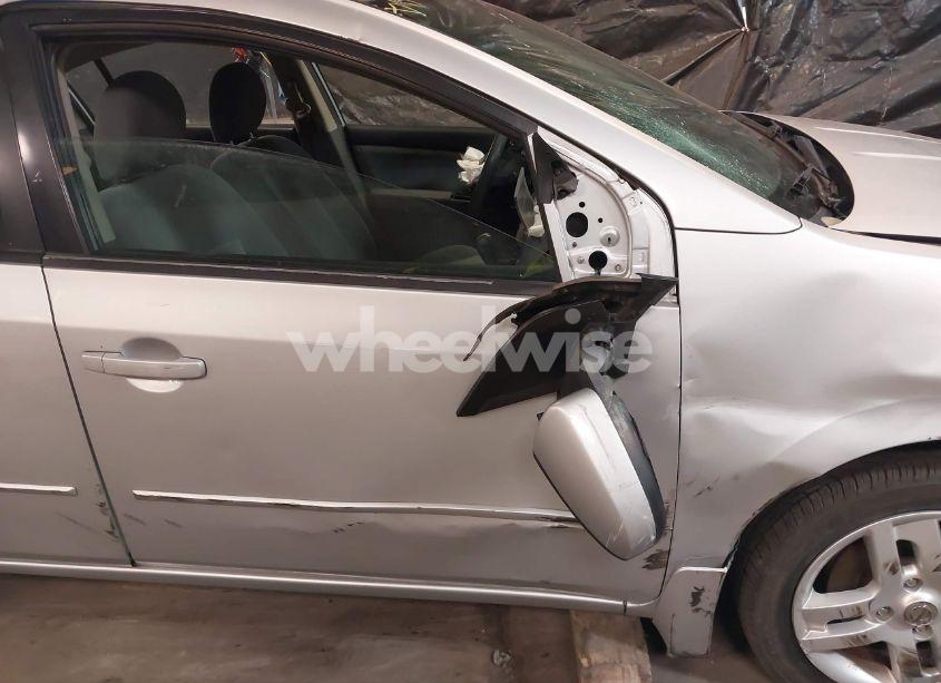 Photo 17 of 2009 Nissan Sentra 2.0S (VIN 3N1AB61E39L620954)