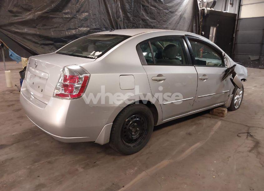Photo 4 of 2009 Nissan Sentra 2.0S (VIN 3N1AB61E39L620954)