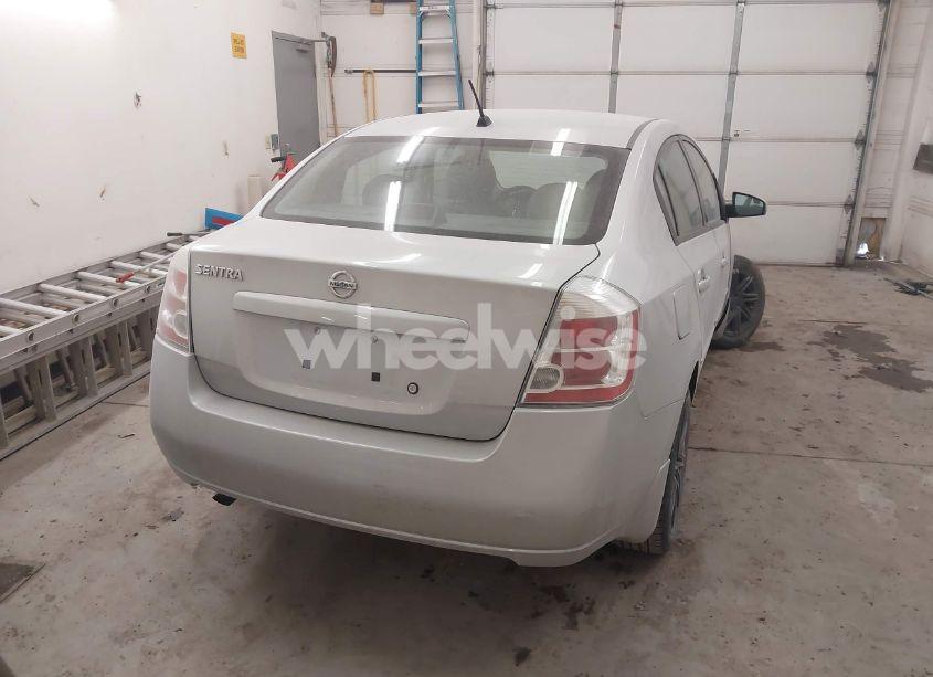 Photo 4 of 2009 Nissan Sentra 2.0S (VIN 3N1AB61E49L612328)