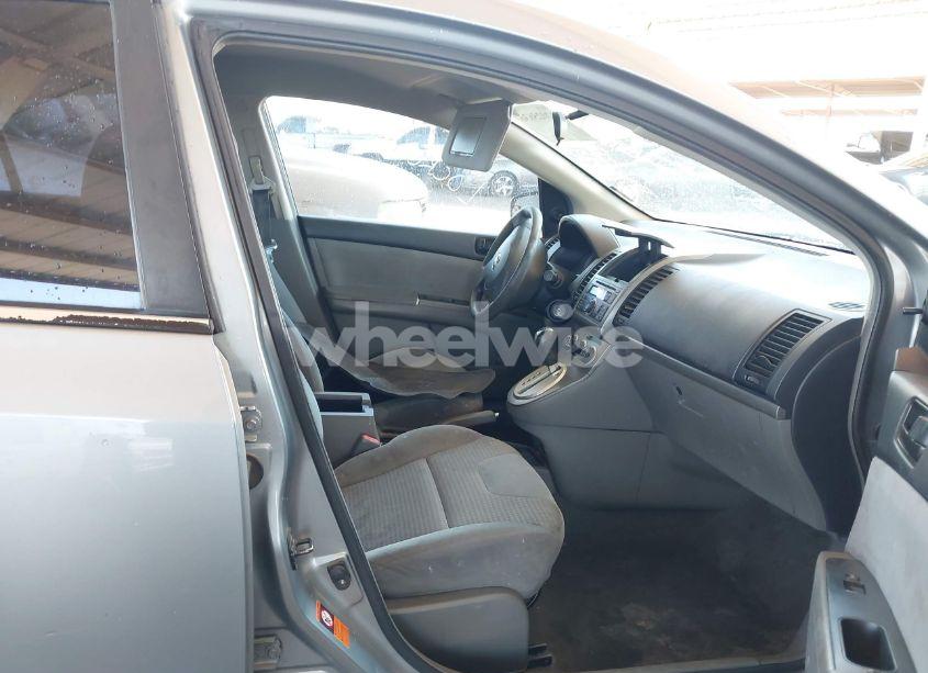 Photo 5 of 2008 Nissan Sentra 2.0 (VIN 3N1AB61E58L611929)