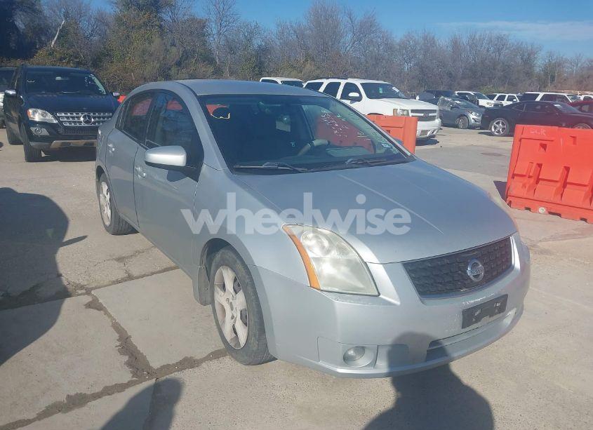 2008 Nissan Sentra 2.0S (VIN 3N1AB61E58L756291) main photo