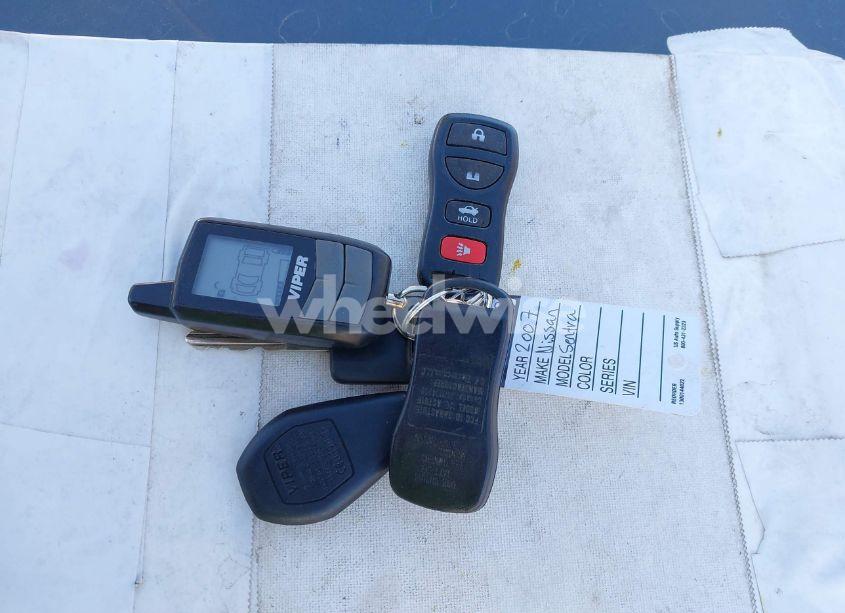 Photo 11 of 2007 Nissan Sentra 2.0S (VIN 3N1AB61E67L624137)