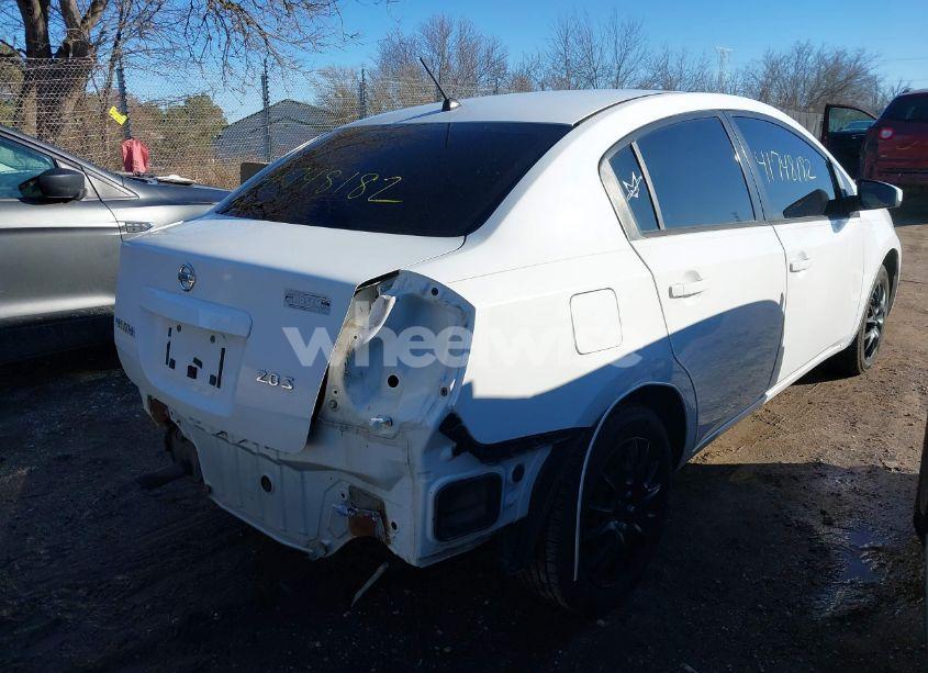 Photo 13 of 2007 Nissan Sentra 2.0S (VIN 3N1AB61E67L624137)