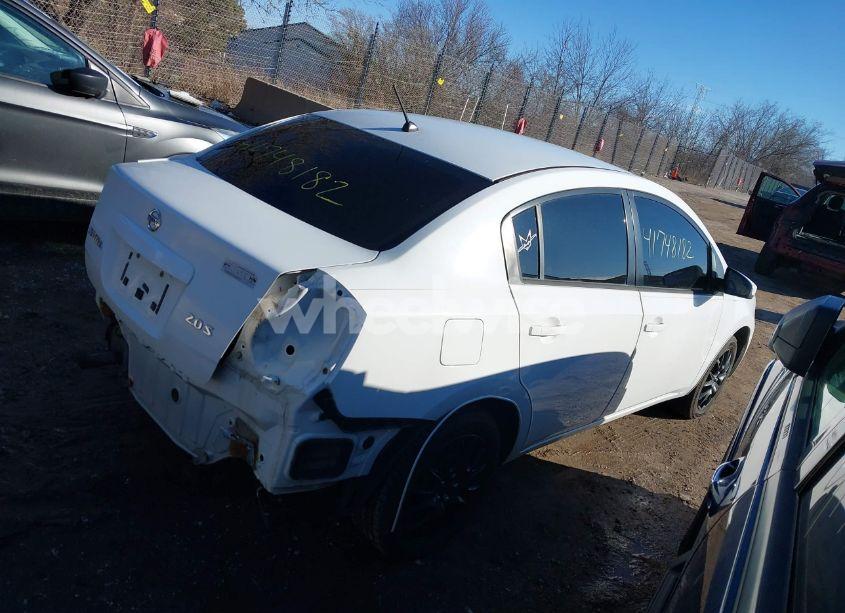 Photo 4 of 2007 Nissan Sentra 2.0S (VIN 3N1AB61E67L624137)